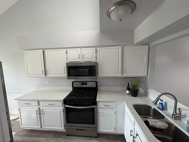 1702 Coach Dr — Photo 31
