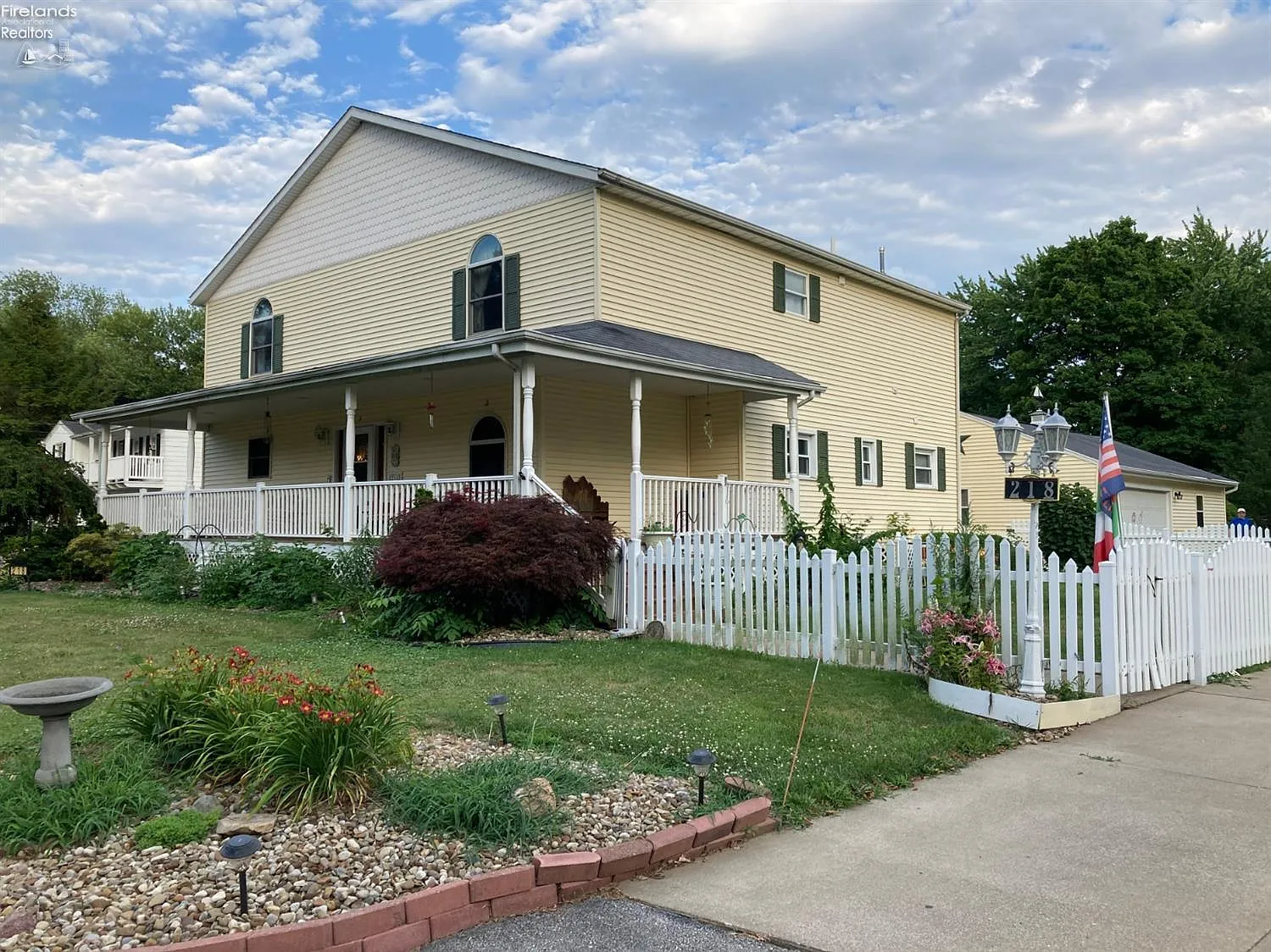 218 Marshall Ave photo 1