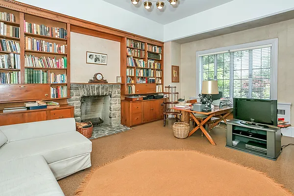 Sold by Trebach Realty | media 24