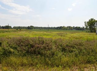 17352 Gilmore Rd, Armada, MI 48005