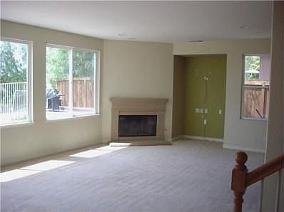 4th image of 792 S Fox Run Pl