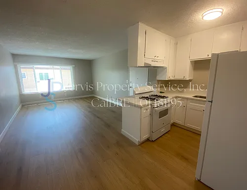 4550-4600 Santa Ana Photo 1 4550-4600 Santa Ana Photo 1