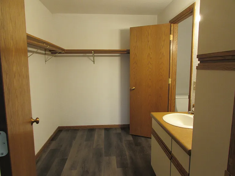 1430 Garay Ln — Photo 12