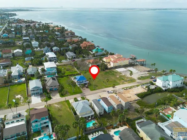 215 W Huisache St, South Padre Island, TX 78597