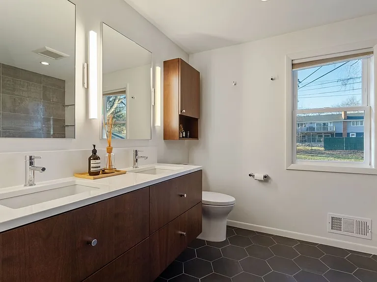 5112 Abercrombie Dr — Photo 22