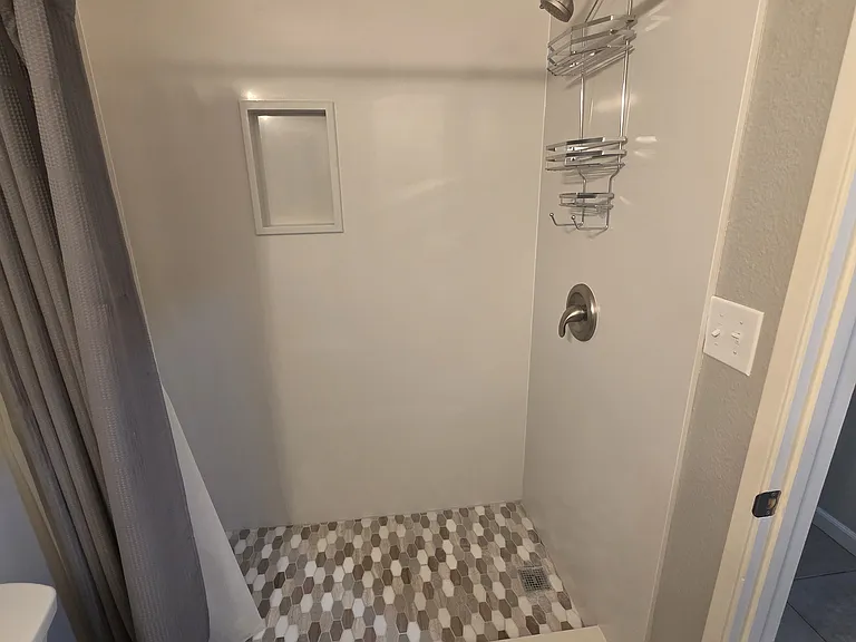 1021 Jacquelinelee Dr — Photo 1