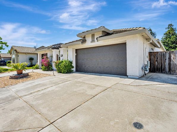 9712 Bovill Dr, Elk Grove, CA 95624