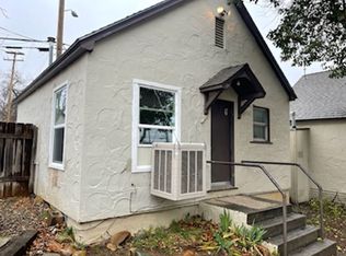 1369 Spruce St APT G, Redding, CA 96001