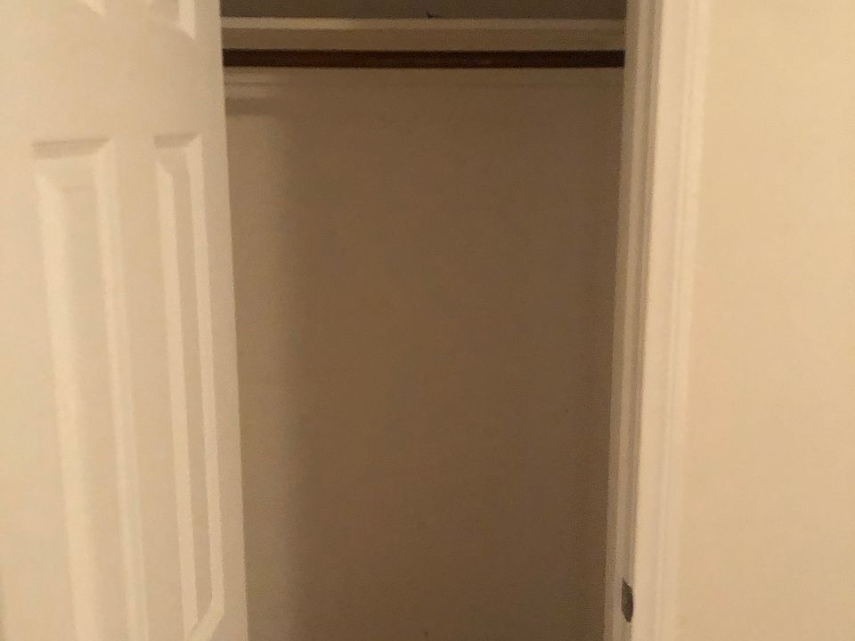 1st image of 811 Alvin St