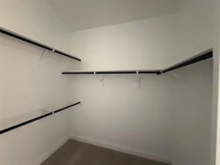 509 Wexford Dr — Photo 13