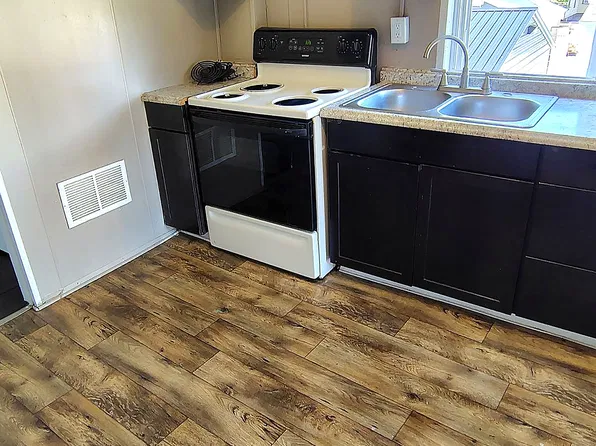 312 N Mulberry St APT 201, Muncie, IN 47305