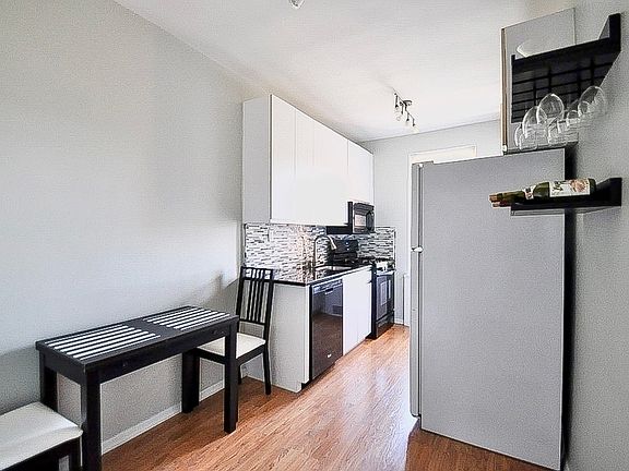 5th image of 68-37 108th St #5E