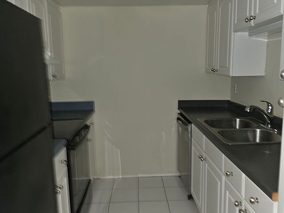 5th image of 922 Lake Destiny Rd Unit F