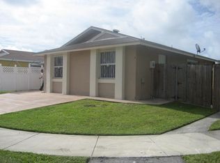 11924 SW 208th Ter, Miami, FL 33177