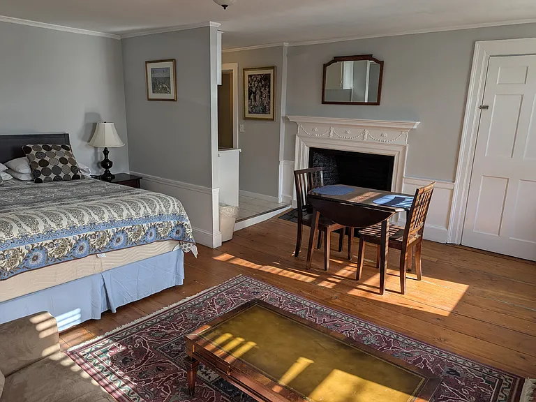 32 Market St #6 — Photo 7