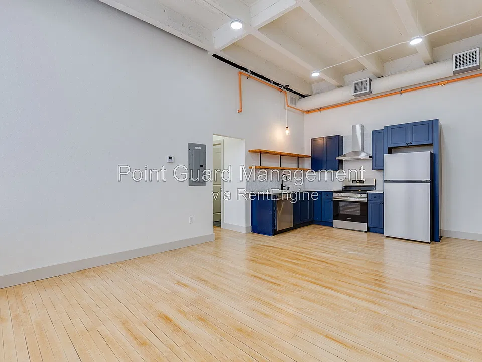 301 S Meridian Ave #102