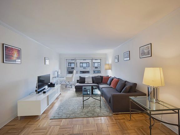 2nd image of 333 E 66th St APT 8D