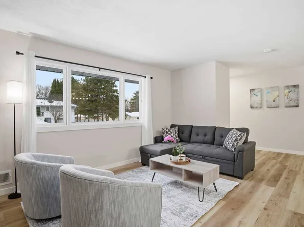 14222 Bellevue Dr, Minnetonka, MN 55345