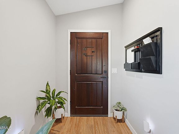 5th image of 1622 E ASPEN Avenue