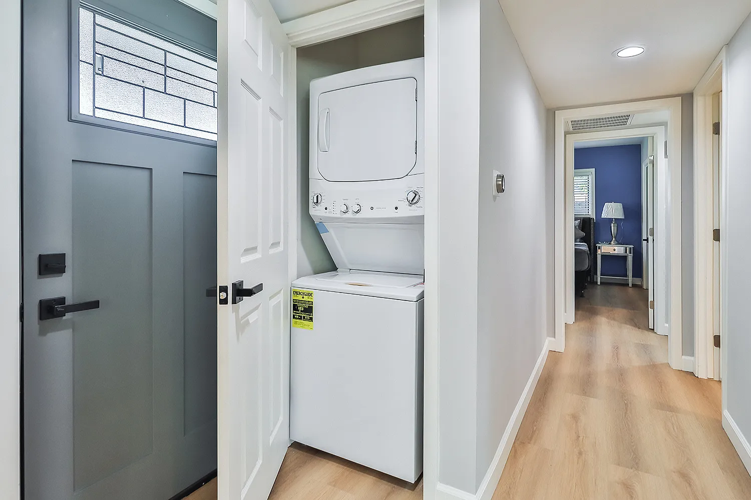 4 bed, $9,500 — Photo 2
