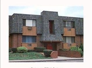 247 High Path Rd, Windsor, CT 06095