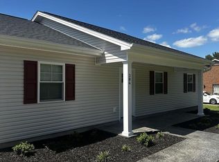 514 Brunswick Ave, Emporia, VA 23847