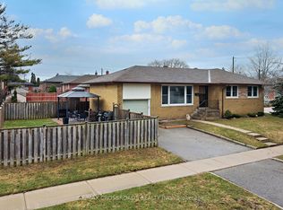 32 Kim Ct, Toronto, ON M1K 3R6