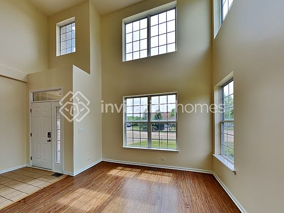 5th image of 1445 White Oak Ln