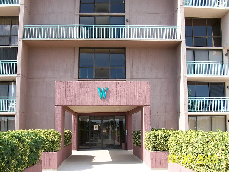 Lobby Entrance of West Tower
