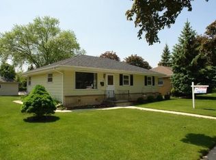 7823 W Verona Ct, Milwaukee, WI 53219
