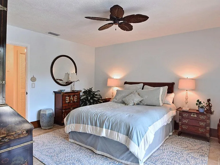 1465 Corona Ln — Photo 16