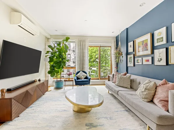 1204 Saint Marks Avenue 4R image 3 of 12