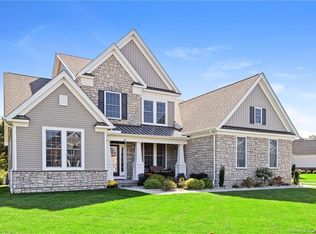 126 Longmeadow Dr, South Windsor, CT 06074