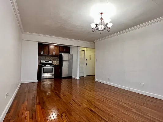 Sold by Remax 1st Choice | media 8