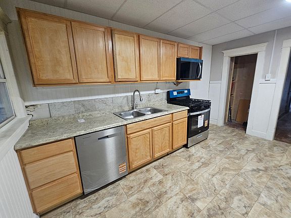 4th image of 296 Main St #11488454
