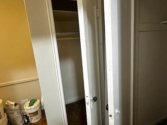 5th image of 40-18 Hampton St #22H