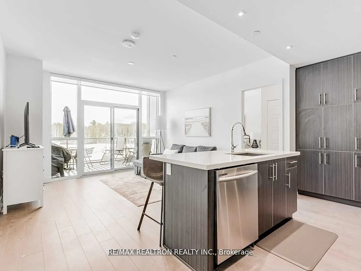 2 bed, $2,300 — Photo 3