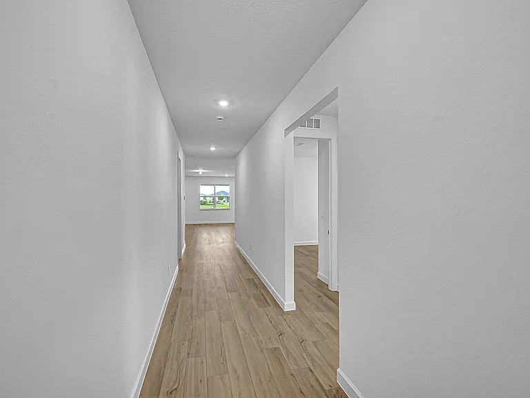 3501 Harborside Ave — Photo 5