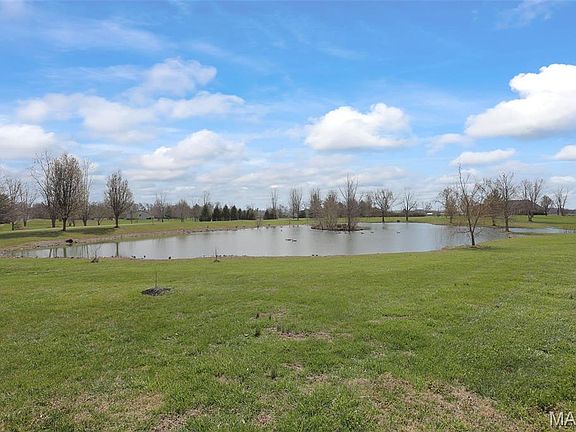 4th image of 8609 Maple Grove Rd