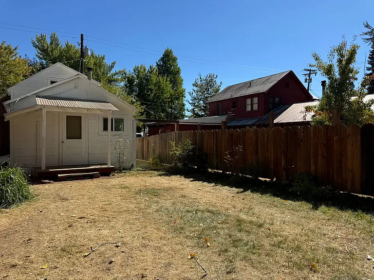 133 Stover Rd — Photo 32