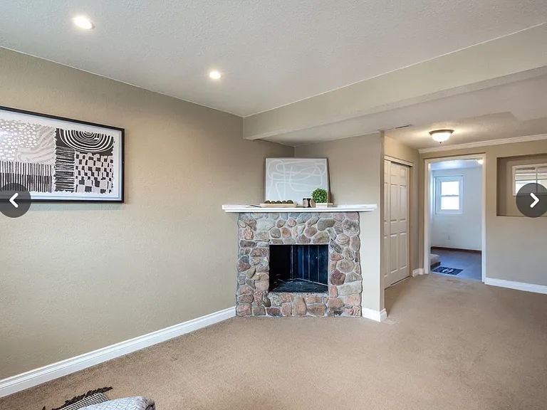 1667 Maxwell St — Photo 14