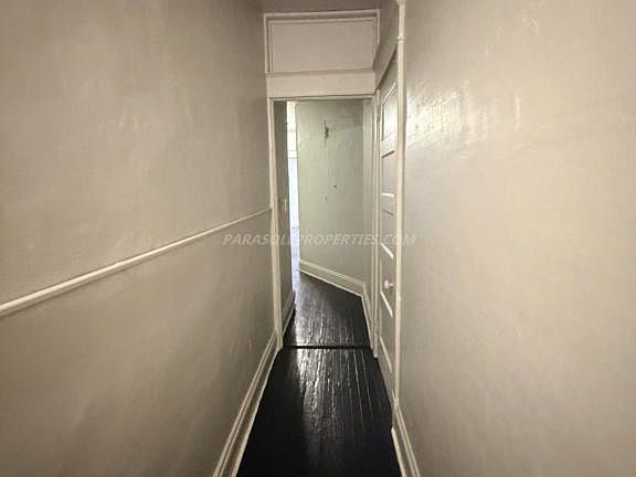 5th image of 320 Taylor Ave #1