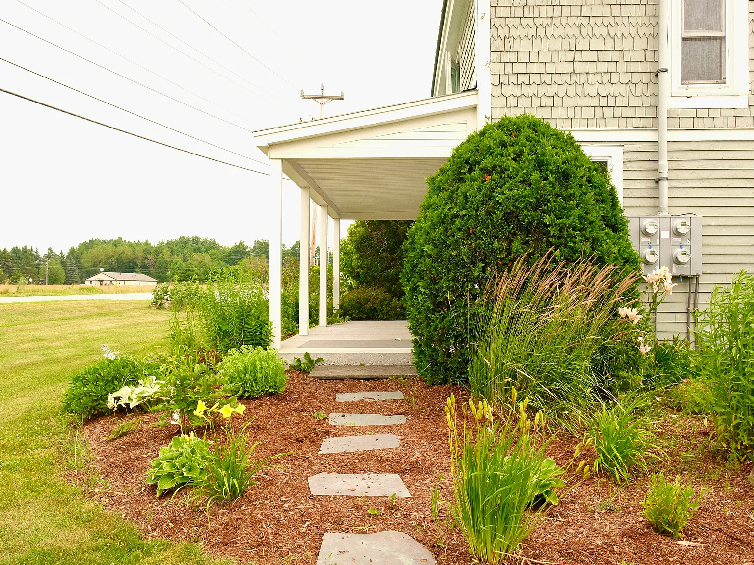 2 bed, 1008 sqft, $2,000 — Photo 3