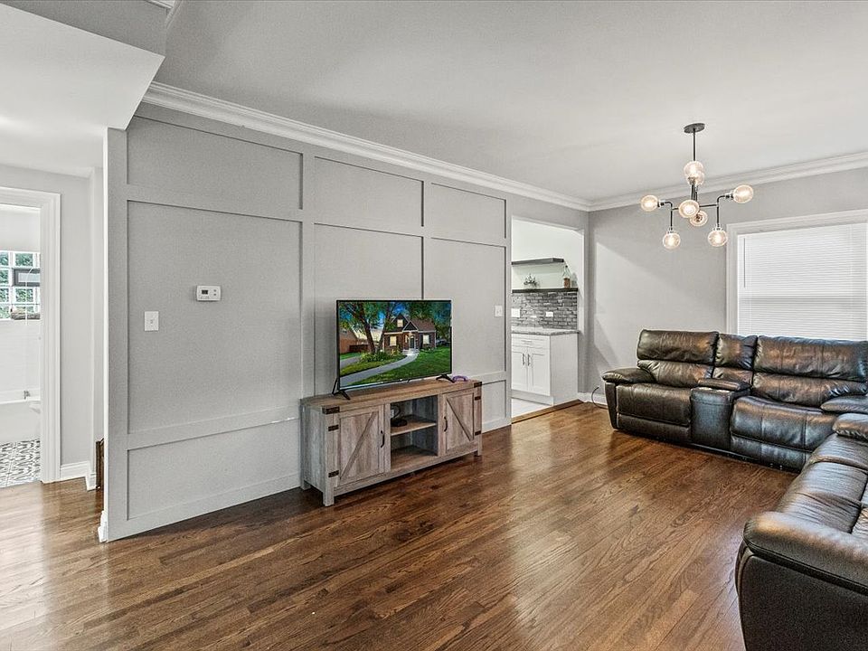 4730 W 98th St, Oak Lawn, IL 60453 Zillow