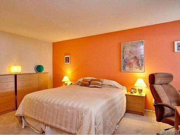 5th image of 25015 Peachland Ave