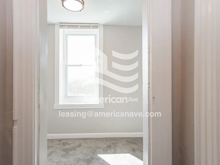 1469563_010_wm_-_bedroom_13229579.jpg