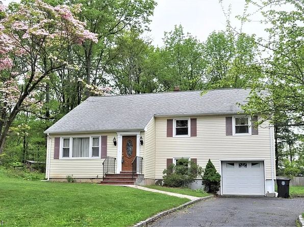 1 Hamilton Ct