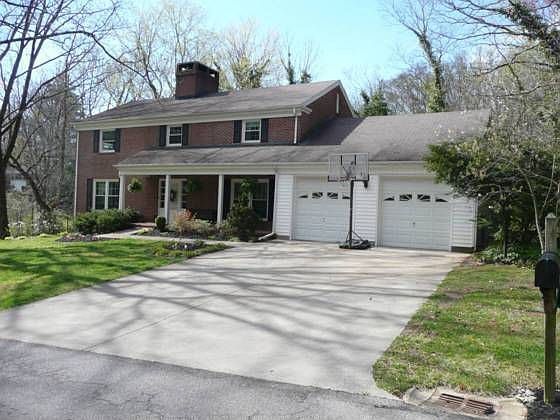 1st image of 4510 Brookridge Dr
