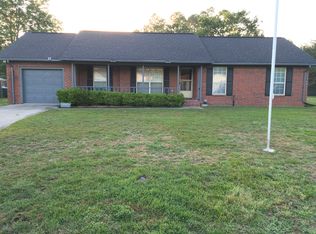 933 Gulfstream Rd, Hinesville, GA 31313