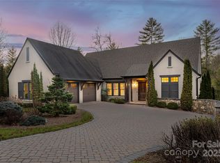 43 Nethermead Dr, Asheville, NC 28803